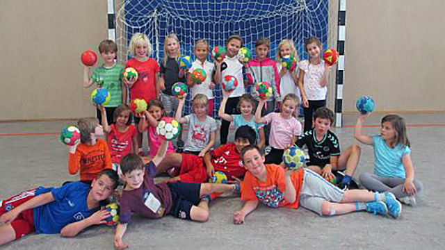 Handballaktionstag für Zweitklässler